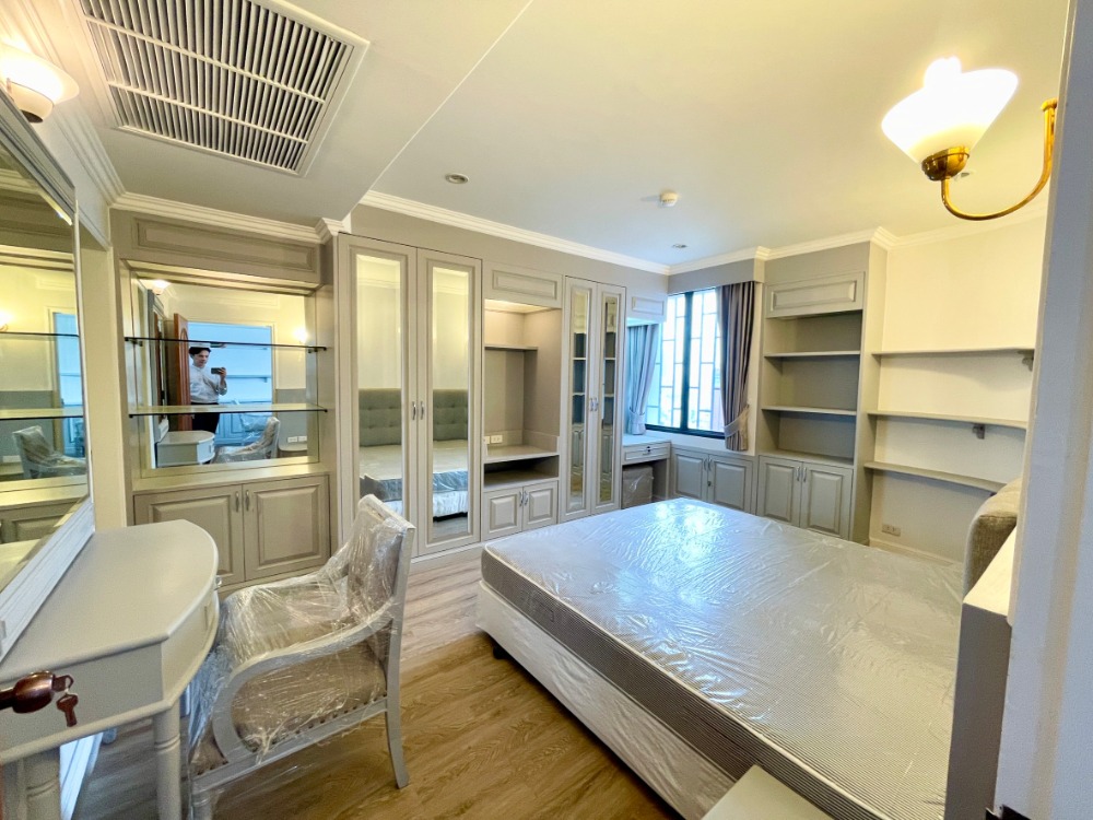 ให้เช่าคอนโดหรู Condo Las Colinas ห้องใหญ่ 105 ตรม. 2 ห้องนอน 3 ห้องน้ำ Renovate ใหม่เอี่ยม