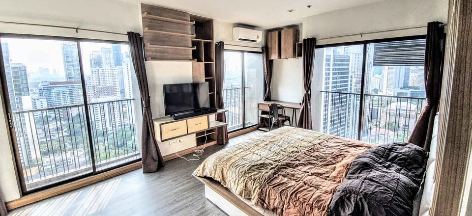 ให้เช่าคอนโด Noble Refine 59 ตรม. 1 Bed ห้องมุม แต่งครบ ลงตัวที่สุด